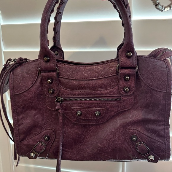 Purple Women's Handbag. Brand new. Pleather vegan bag that resembles a Balency - Picture 1 of 4